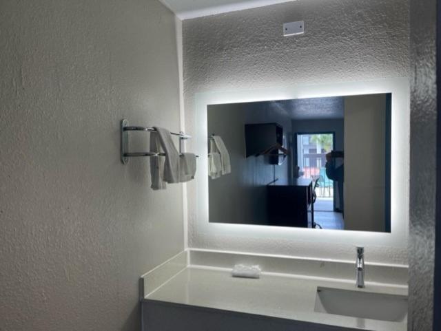 Motel 6 Baton Rouge East, La I12 Екстериор снимка